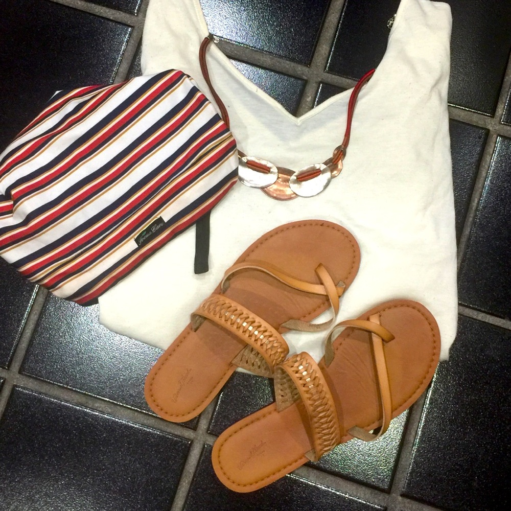 🔥Universal Thread Thong Sandals